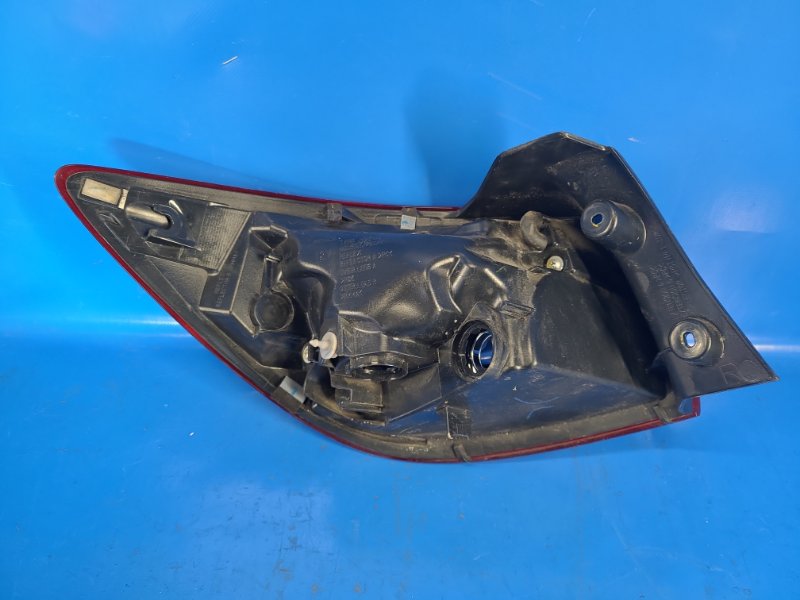 Фонарь наружный правый 2 DE 07-15