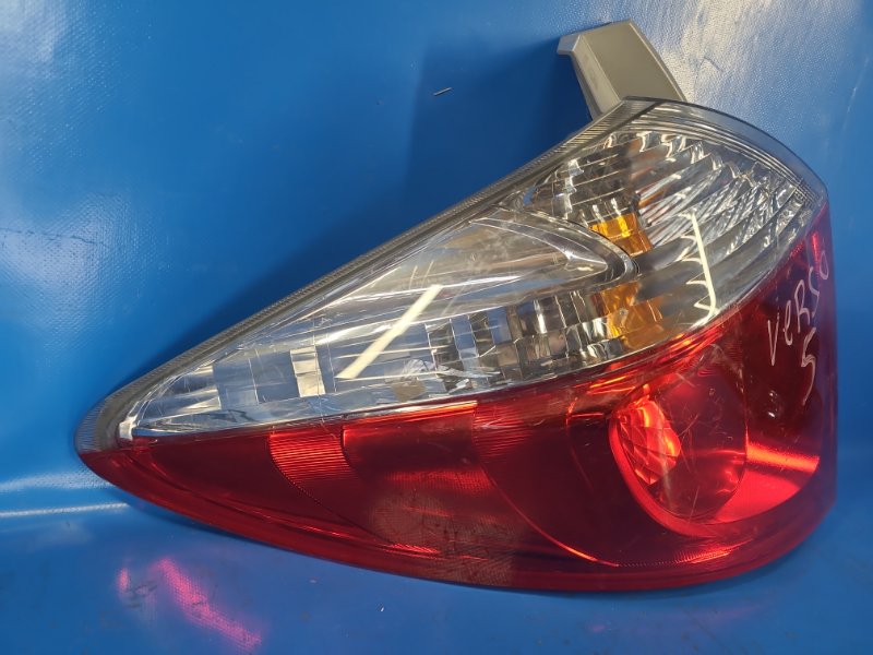 Фонарь наружный левый TOYOTA VERSO 12-18