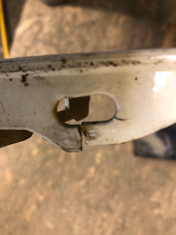 Бампер задний CX-7 06-12