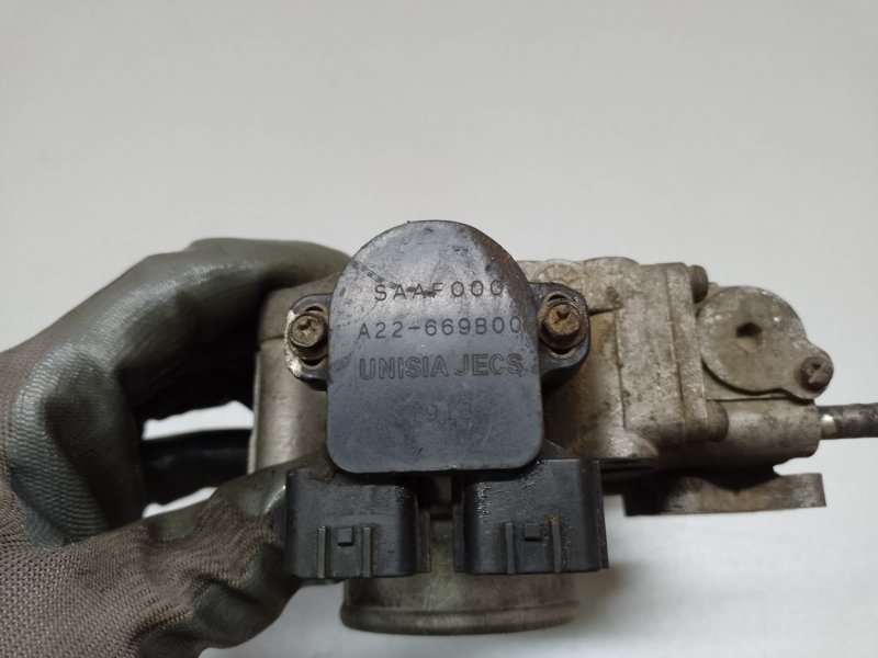 Дроссельная заслонка NISSAN MAXIMA A33 99-02 Б/У