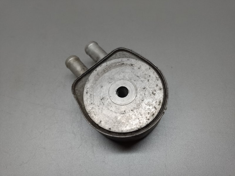 Запчасть теплообменник масляного фильтра LAND ROVER EVOQUE 2012-2018 2016 2.0 LR025515 Б/У Теплообменник масляного фильтра LAND ROVER EVOQUE 2012-2018 2016 2.0 LR025515 Б/У