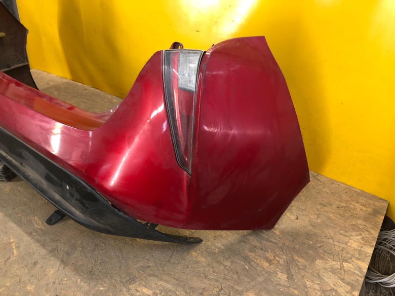 Бампер задний задний PRIUS 16-