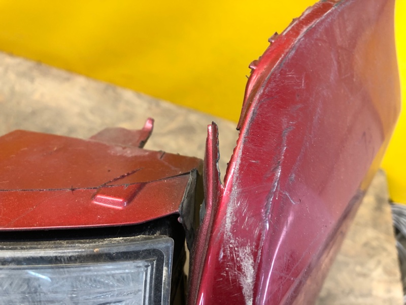 Бампер задний задний PRIUS 16-