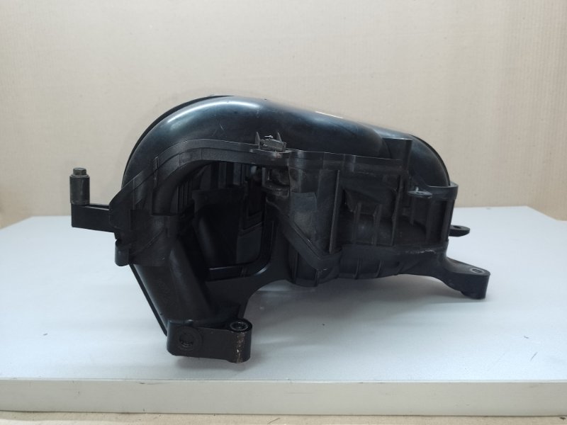 Коллектор впускной MAZDA 3 BK 03-08 SEDAN 2.3 L3 Коллектор впускной MAZDA 3 BK 03-08 SEDAN 2.3 L3