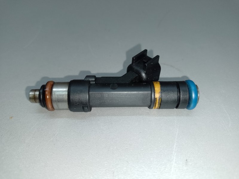 Форсунка топливная MAZDA 3 BK 03-08 2006 SEDAN 2.3 L3 L3G5-13-250 Б/У