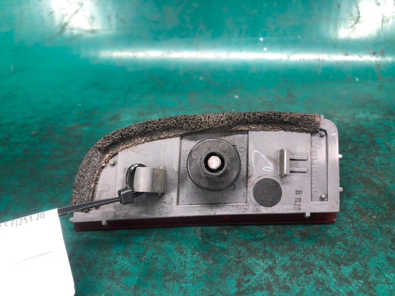 Катафот R правый LEGACY 03-09 BL/BP 2008 2.5 EJ253