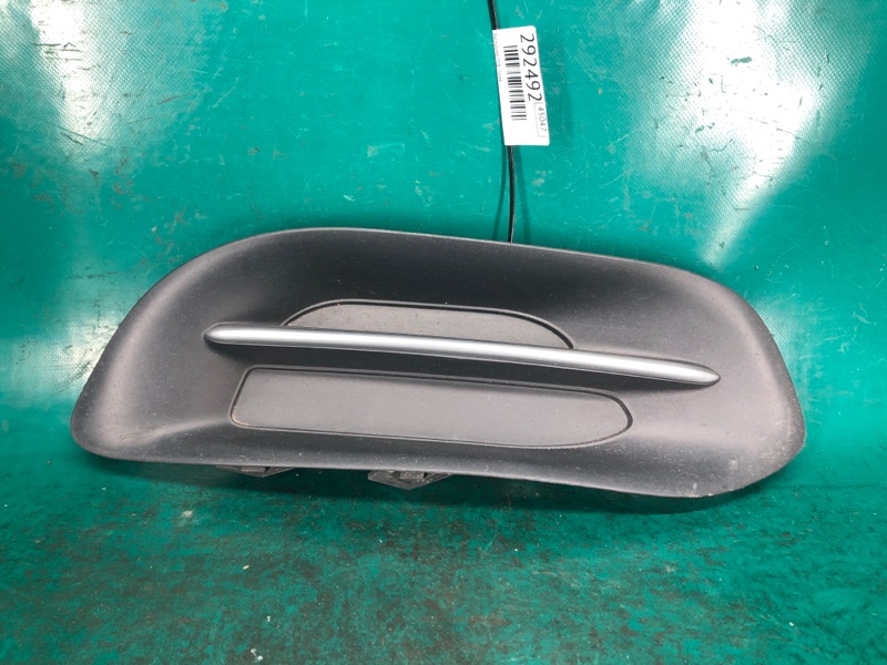 Запчасть заглушка птф правая DODGE DART 12-16 2015 2.4 ED6 68242101AA Б/У Заглушка ПТФ правая DODGE DART 12-16 2015 2.4 ED6 68242101AA Б/У