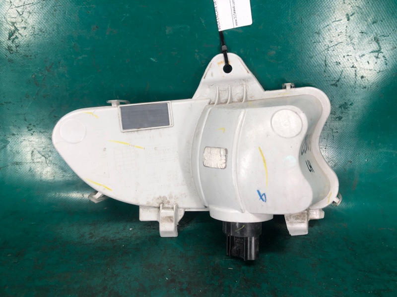 Повторитель поворота в бампер передний левый ENCLAVE 08-12 2008 3.6 LY7