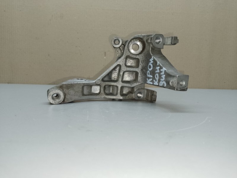 Кронштейн компрессора кондиционера INFINITI M35/M45 04-10 3.5 VQ35DE