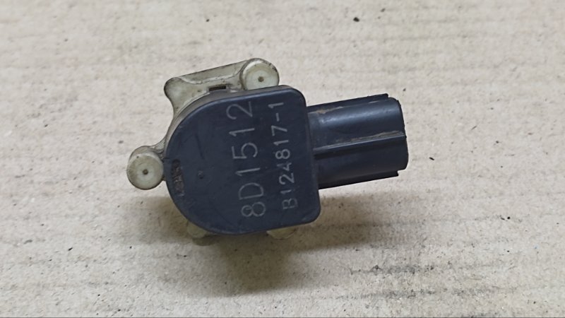 Датчик положения кузова MITSUBISHI LANCER X 10 07-15 8651A095 Б/У