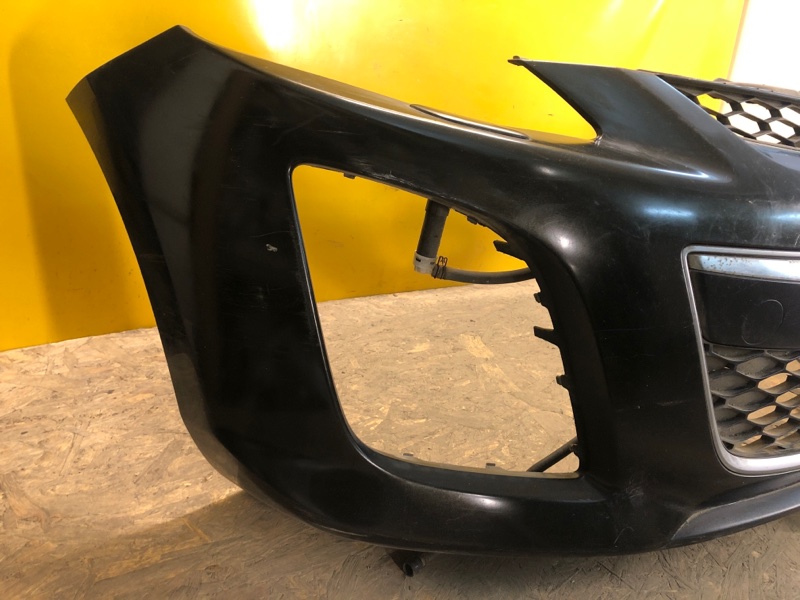 Бампер передний передний MAZDA CX-7 06-12