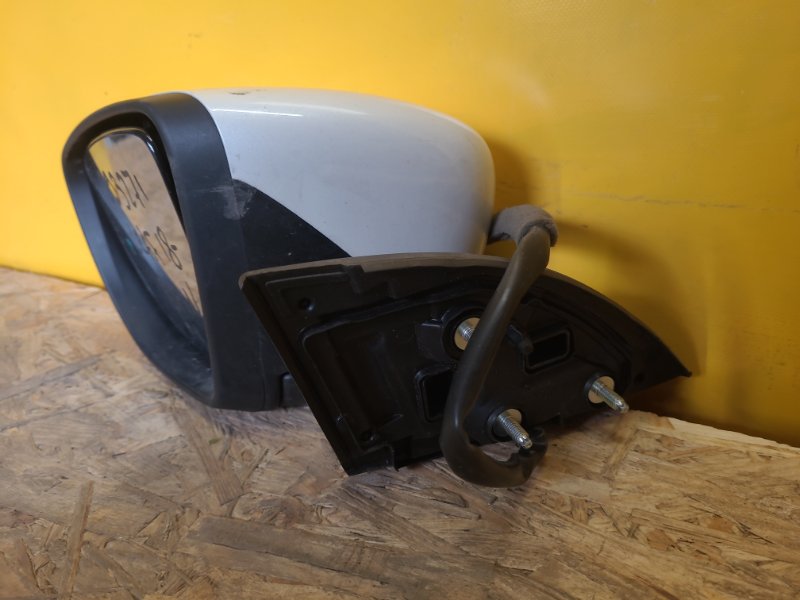 Зеркало левое NISSAN LEAF 18-