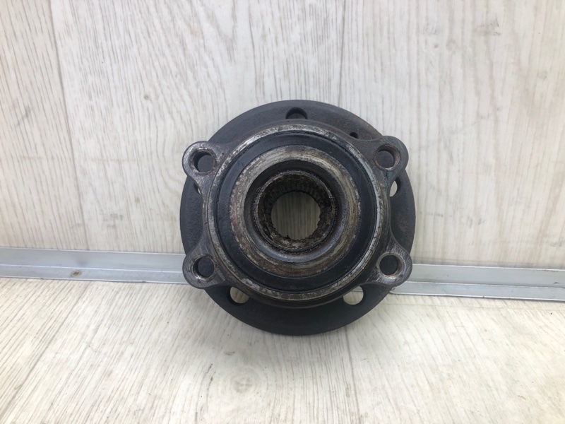 Ступица передняя VOLKSWAGEN JETTA USA 10-17 2011 2.5 5K0498621 Б/У