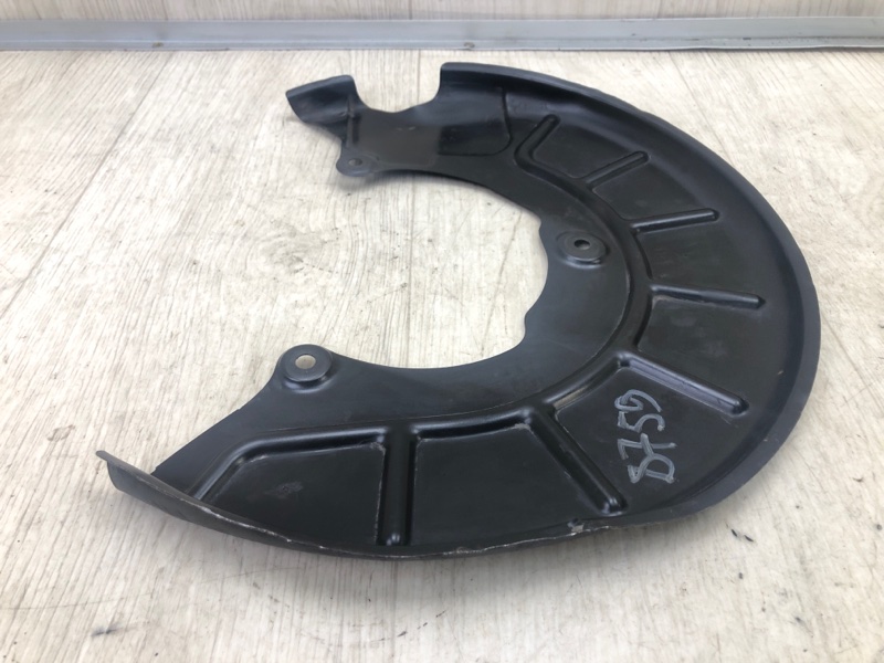 Защита тормозного диска передняя левая JETTA USA 10-17 2011 2.5