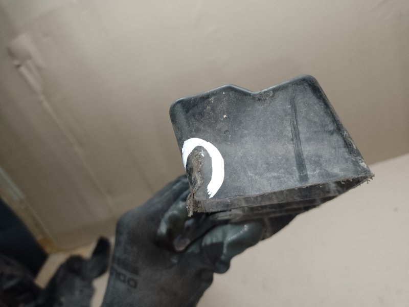 Кронштейн переднего бампера LEGACY 03-09 BL/BP