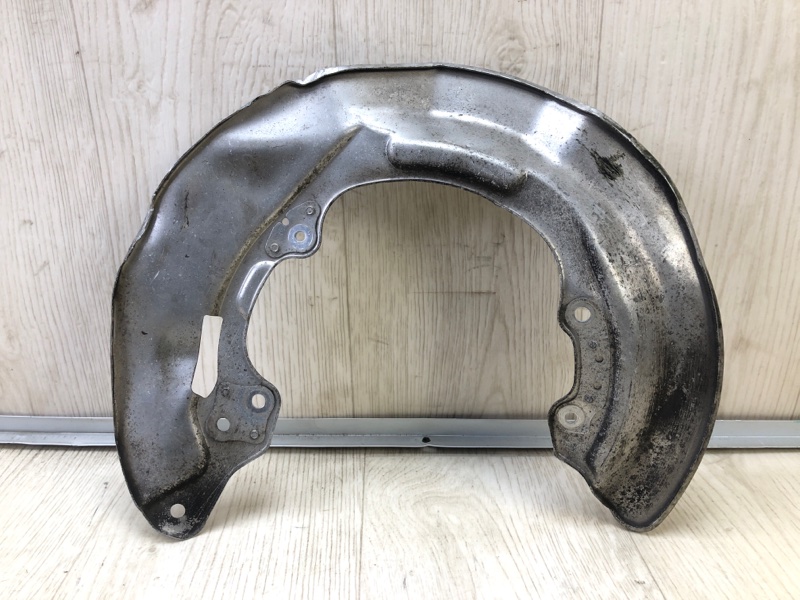 Запчасть защита тормозного диска передняя левая LEXUS LS600HL 06-17 4778250060 Б/У Защита тормозного диска передняя левая LEXUS LS600HL 06-17 4778250060 Б/У