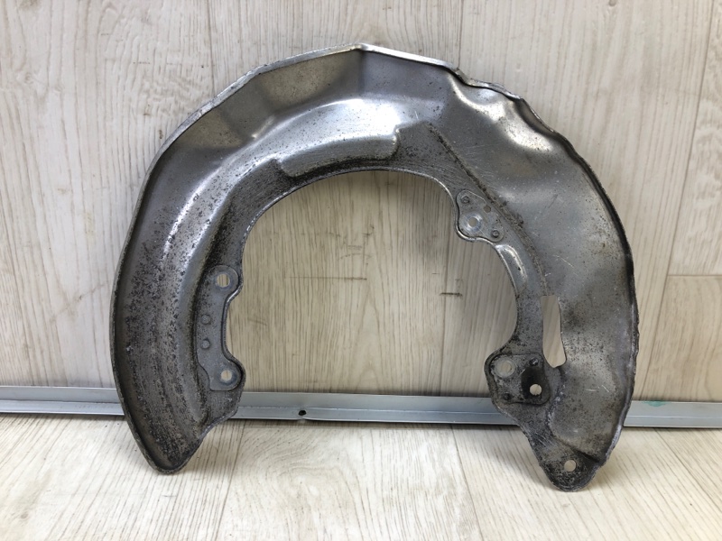 Запчасть защита тормозного диска передняя правая LEXUS LS600HL 06-17 4778150060 Б/У Защита тормозного диска передняя правая LEXUS LS600HL 06-17 4778150060 Б/У