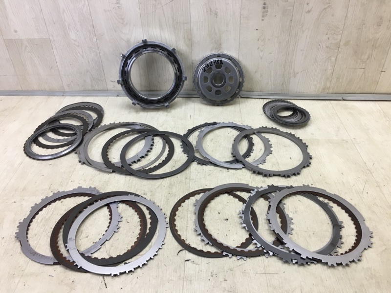 Запчасть диск фрикционный CHEVROLET EQUINOX 17- 2021 1.5 LYX 24256870 Б/У Диск фрикционный CHEVROLET EQUINOX 17- 2021 1.5 LYX 24256870 Б/У