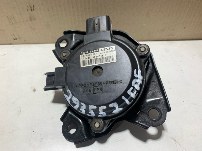 Датчик положения селектора АКПП NISSAN LEAF 10-17 ZE0 33251-3NA0A Б/У
