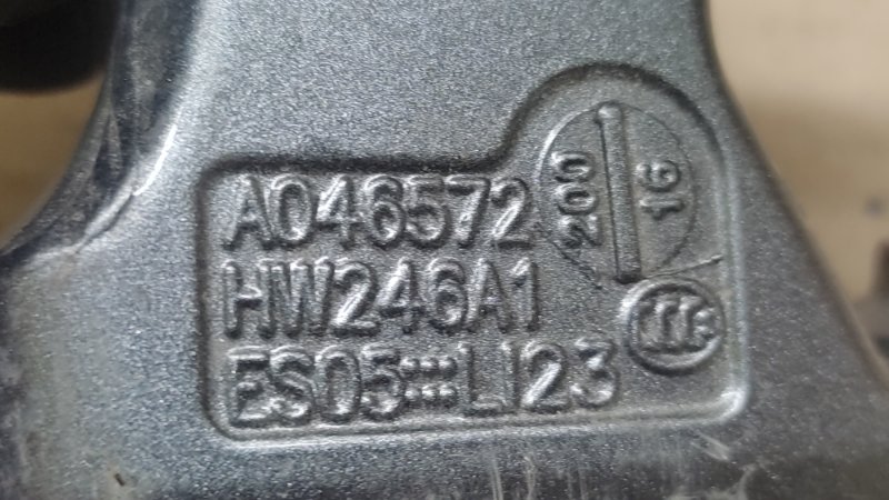 Петля двери верхняя передняя левая INFINITI QX30 16-20