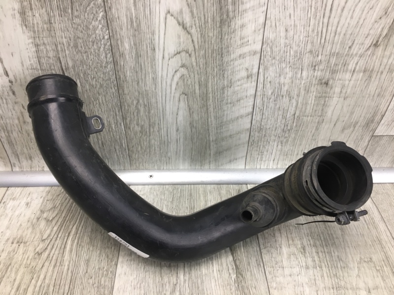 Патрубок интеркулера MAZDA CX-7 06-12