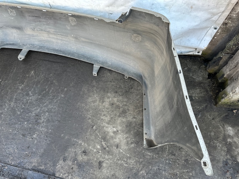 Бампер задний GRANDIS 03-11