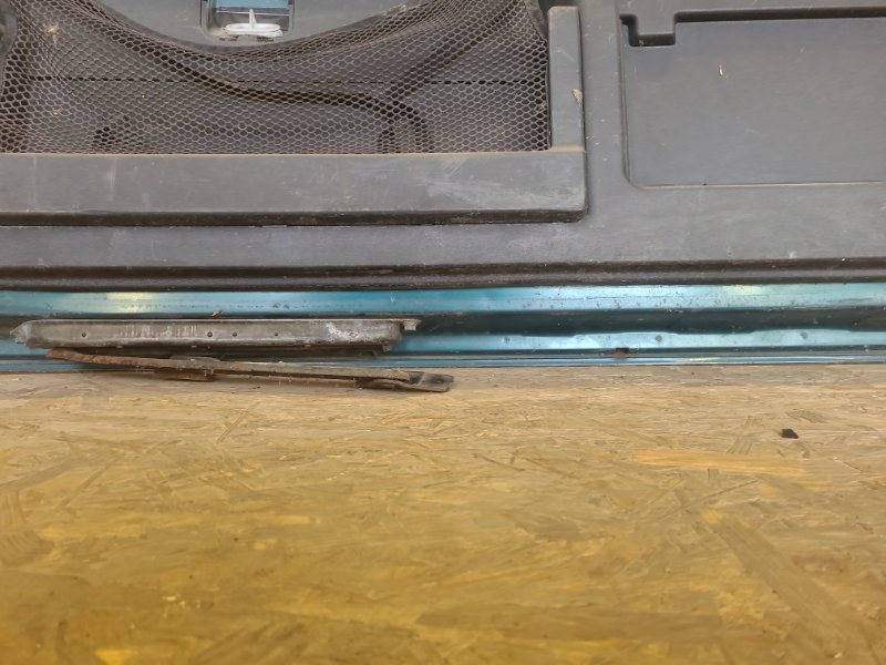 Крышка багажника PAJERO 99-06