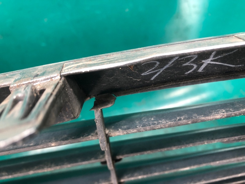 Решетка радиатора G25/G35/G37/Q40 06-14 2008 Седан 3.5 VQ35HR