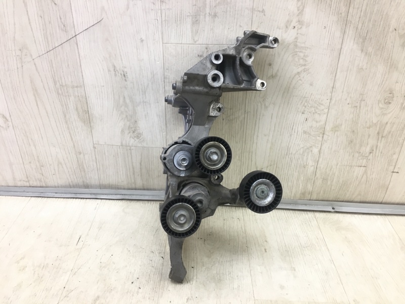 Кронштейн генератора VOLKSWAGEN JETTA USA 10-17 2012 162 2.5 CBUA 07K903141B Б/У