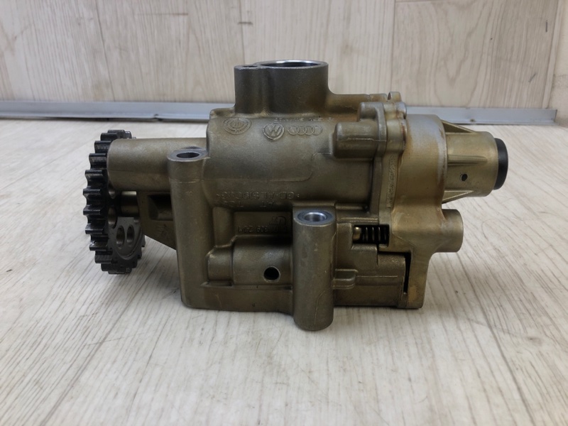 Масляный насос JETTA USA 10-17 2012 162 2.5 CBUA