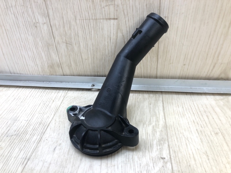 Крышка термостата VOLKSWAGEN JETTA USA 10-17 2012 162 2.5 CBUA 07K121121B Б/У