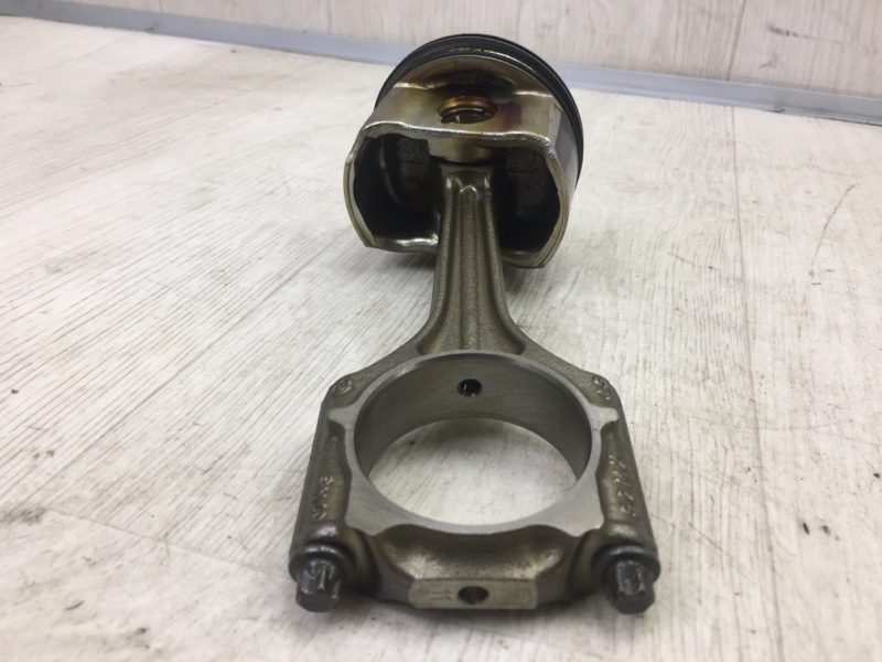 Шатун VOLKSWAGEN JETTA USA 10-17 162 2.5 CBUA