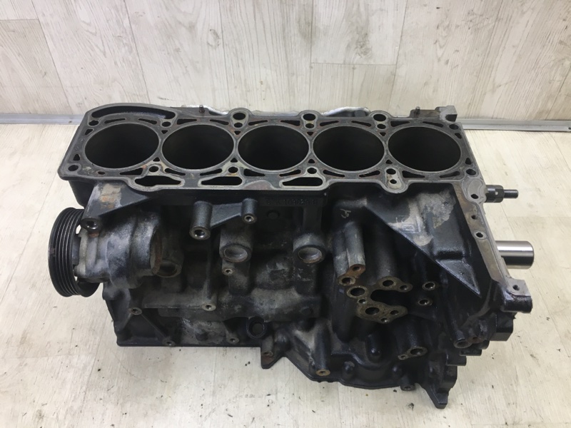 Блок двигателя VOLKSWAGEN JETTA USA 10-17 2012 162 2.5 CBUA 07K103011F Б/У