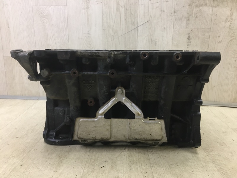 Блок двигателя JETTA USA 10-17 2012 162 2.5 CBUA