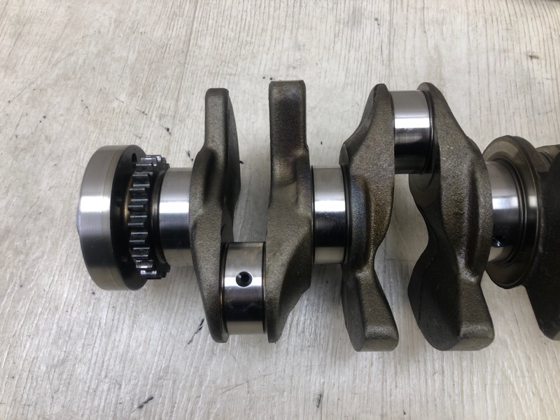 Коленвал VOLKSWAGEN JETTA USA 10-17 162 2.5 CBUA