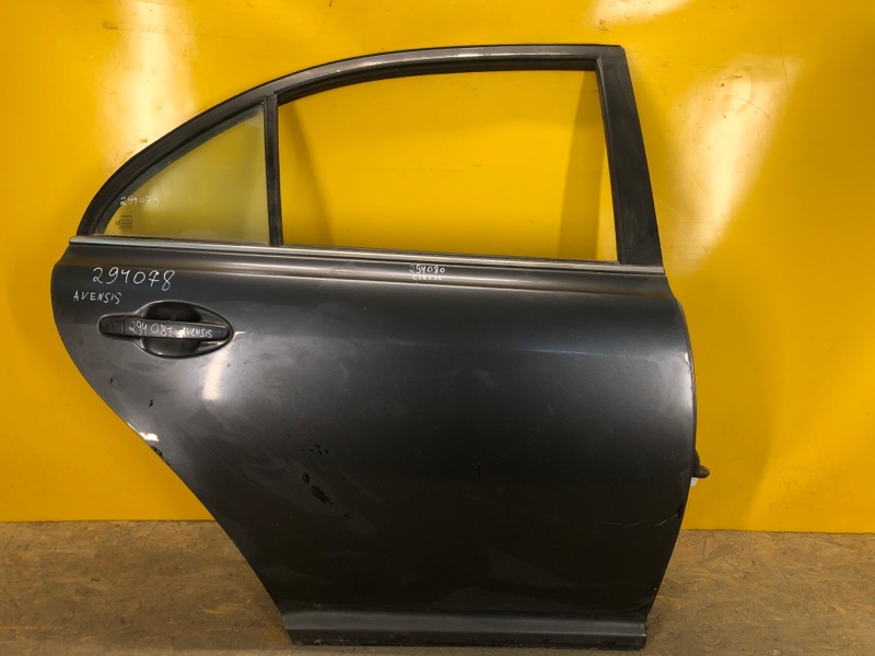 Дверь задняя правая TOYOTA AVENSIS 03-08 67003-05110 Б/У