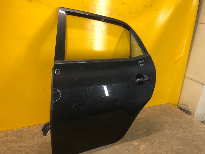 Дверь задняя левая TOYOTA AURIS 06-12