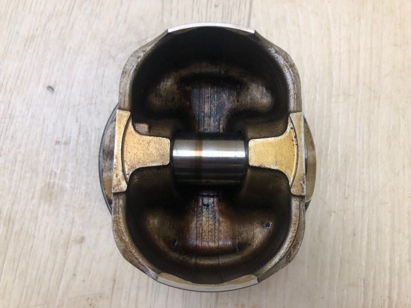 Поршень QX56 / TITAN / ARMADA 04-16 2005 Внедорожник VK56DE