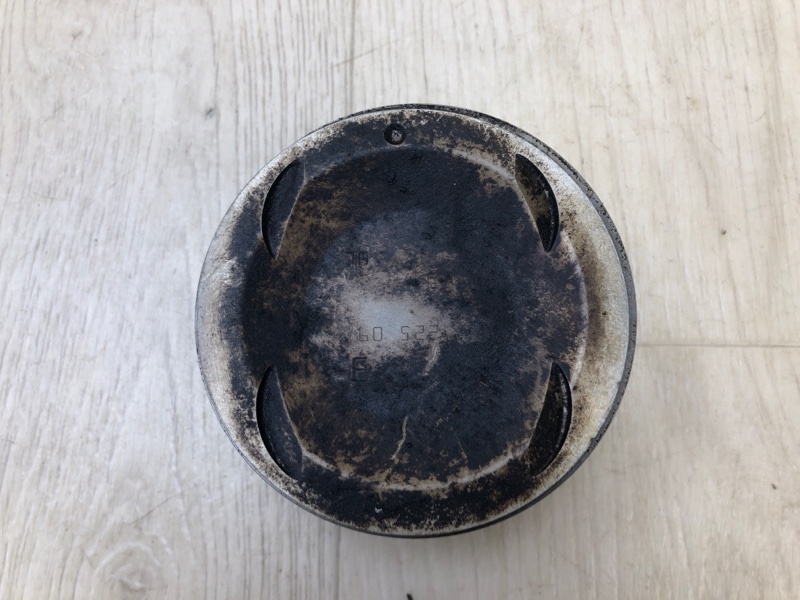 Поршень QX56 / TITAN / ARMADA 04-16 2005 Внедорожник VK56DE