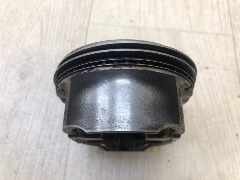 Поршень INFINITI QX56 / TITAN / ARMADA 04-16 Внедорожник VK56DE