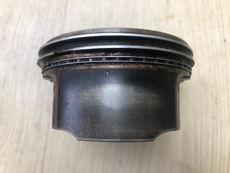 Поршень INFINITI QX56 / TITAN / ARMADA 04-16 Внедорожник VK56DE