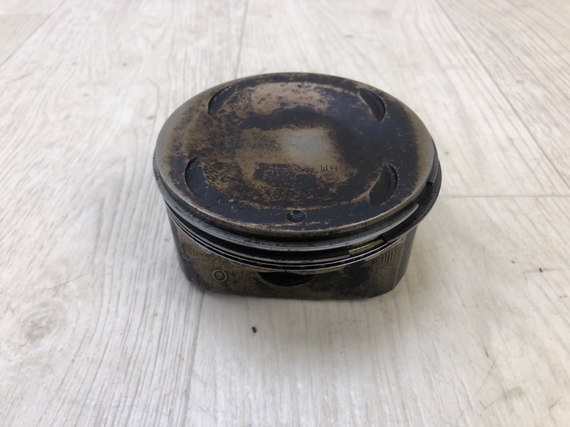 Поршень INFINITI QX56 / TITAN / ARMADA 04-16 2005 Внедорожник VK56DE A20107S002 Б/У