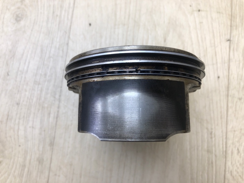 Поршень QX56 / TITAN / ARMADA 04-16 2005 Внедорожник VK56DE