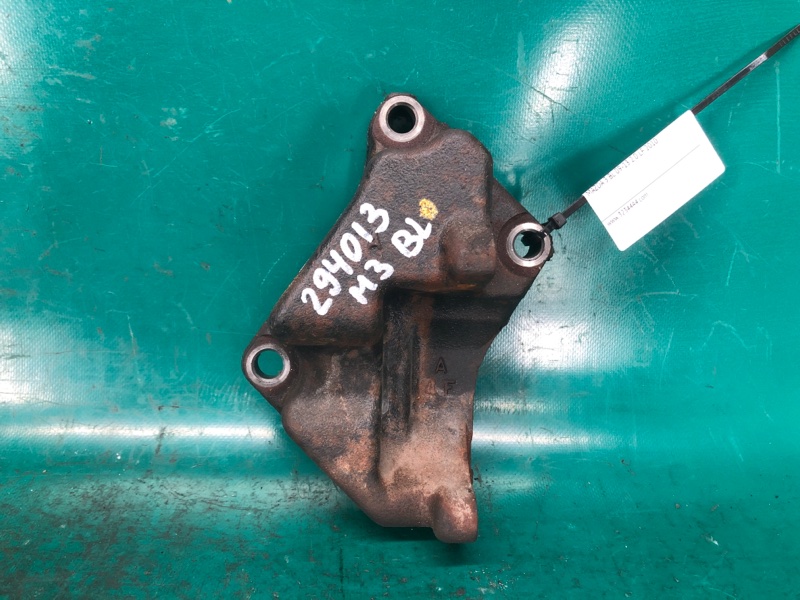 Кронштейн промежуточного вала MAZDA 3 BL 09-13 2010 2.0 LF GG30-25-741D Б/У