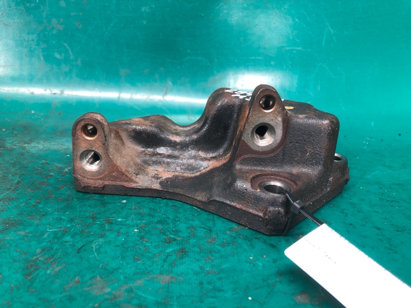 Кронштейн промежуточного вала 3 BL 09-13 2010 2.0 LF