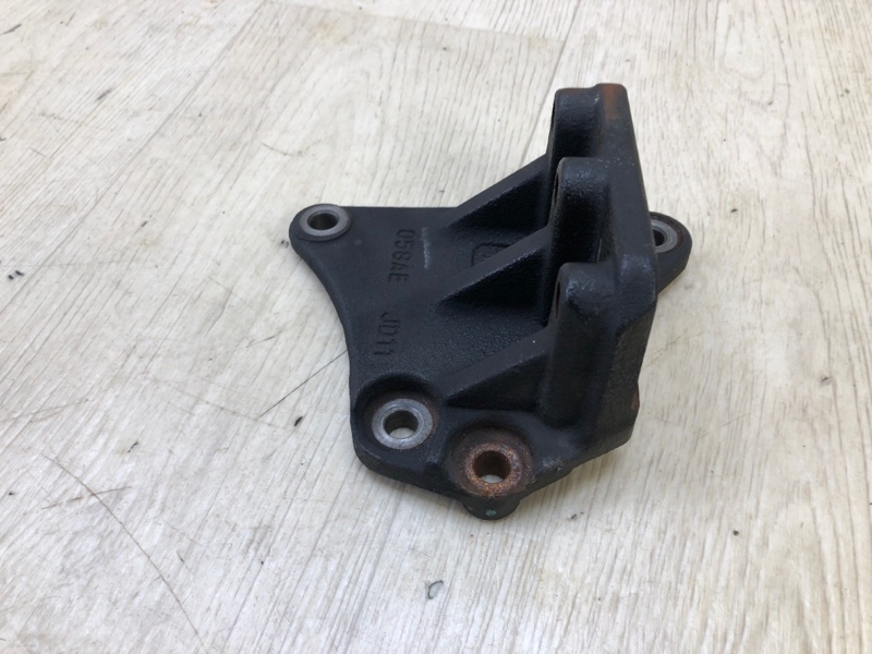 Кронштейн AVENGER 07-14 2013 JS 2.4 ED3