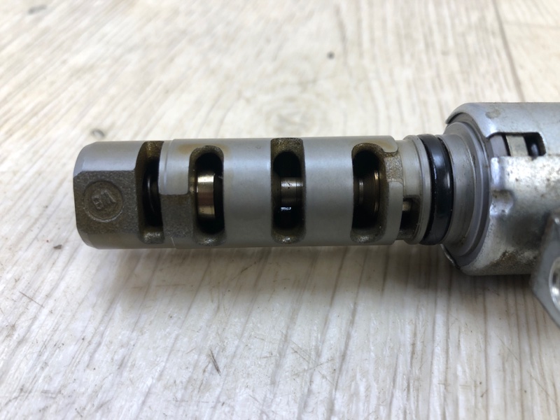 Клапан изменения фаз ГРМ AVENGER 07-14 2013 JS 2.4 ED3 Клапан изменения фаз ГРМ AVENGER 07-14 2013 JS 2.4 ED3