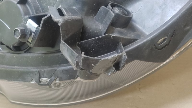 Фара правая RDX 12-19