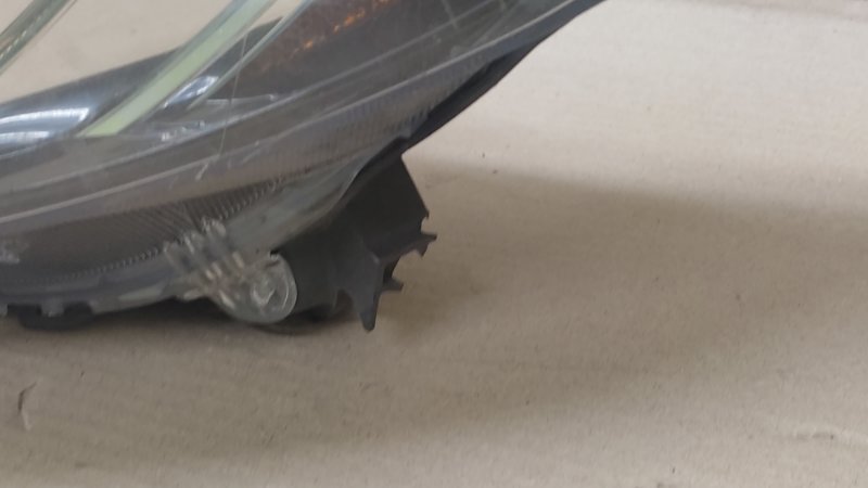 Фара левая ACURA RDX 12-19