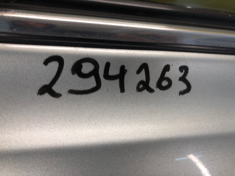 Дверь передняя правая AVENSIS 03-08 Дверь передняя правая AVENSIS 03-08